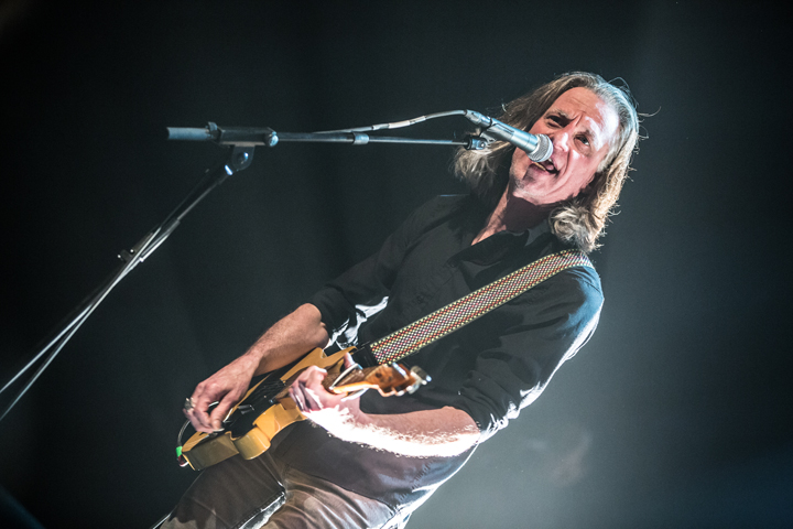 The Scabs @ Ethias Theater Hasselt, picture 11, photographed by Freya Goossens - FrontView Magazine