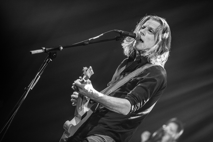 The Scabs @ Ethias Theater Hasselt, picture 13, photographed by Freya Goossens - FrontView Magazine
