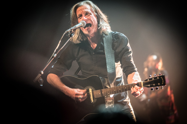 The Scabs @ Ethias Theater Hasselt, picture 19, photographed by Freya Goossens - FrontView Magazine