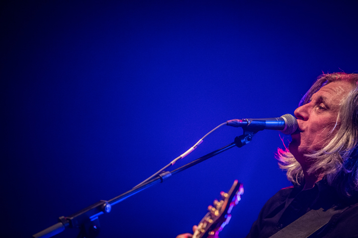 The Scabs @ Ethias Theater Hasselt, picture 27, photographed by Freya Goossens - FrontView Magazine