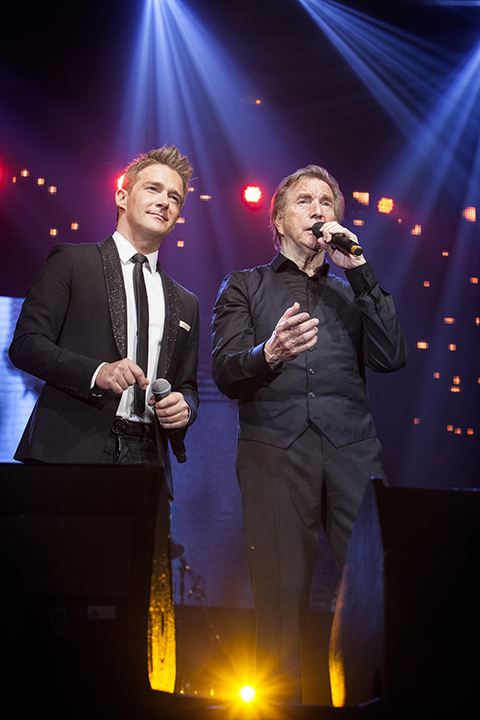 Will Tura & Christoff @ Ethias Theater, picture 17, photographed by FrontView Magazine