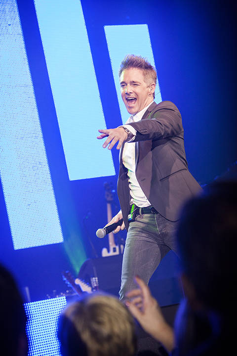 Christoff & Will Tura @ Ethias Theater, picture 12, photographed by Kristof Hayen - FrontView Magazine