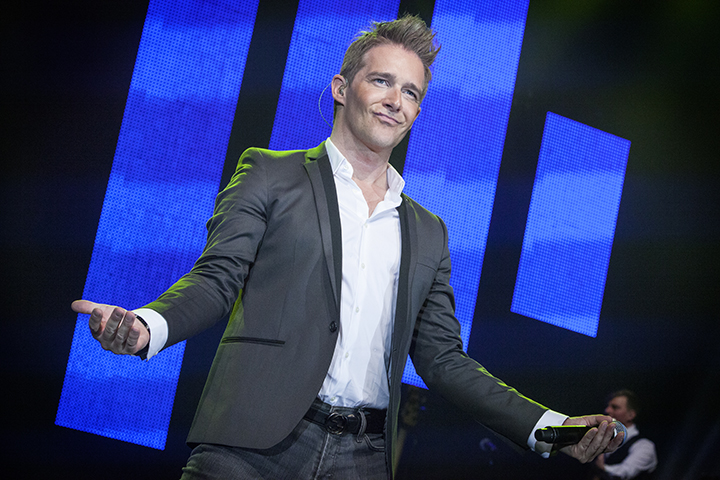 Christoff & Will Tura @ Ethias Theater, picture 13, photographed by Kristof Hayen - FrontView Magazine