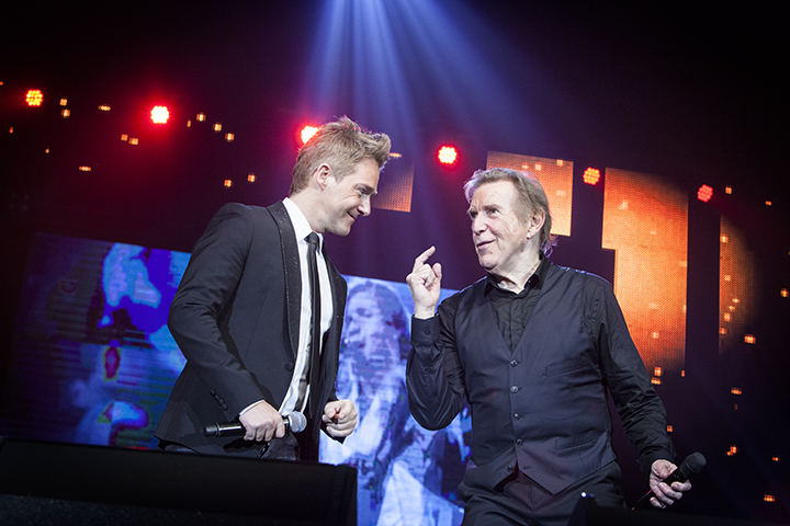 Christoff & Will Tura @ Ethias Theater, picture 19, photographed by Kristof Hayen - FrontView Magazine