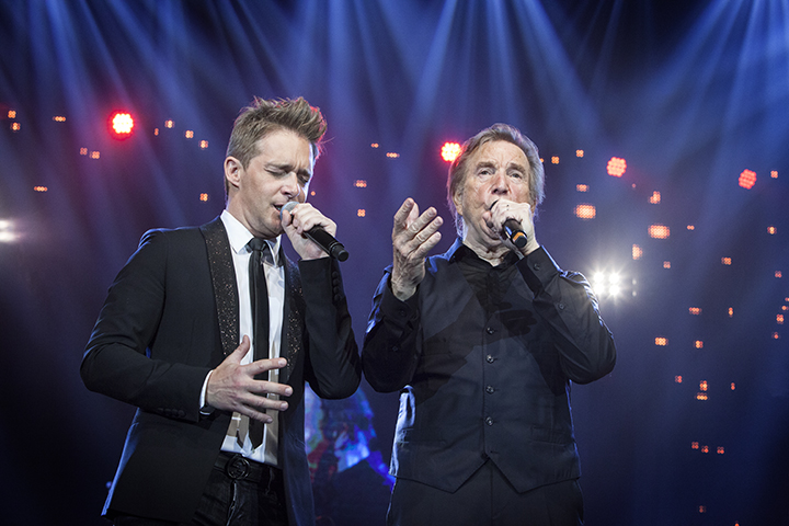 Christoff & Will Tura @ Ethias Theater, picture 20, photographed by Kristof Hayen - FrontView Magazine