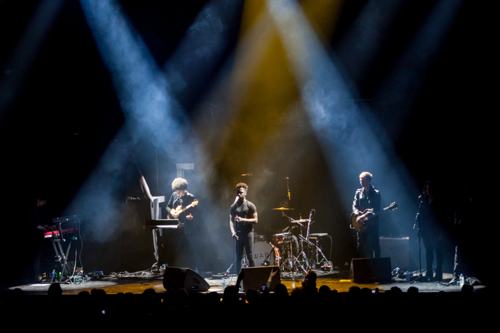 Kwabs @ Vorst Nationaal, picture 8, photographed by Dorien Goetschalckx - FrontView Magazine