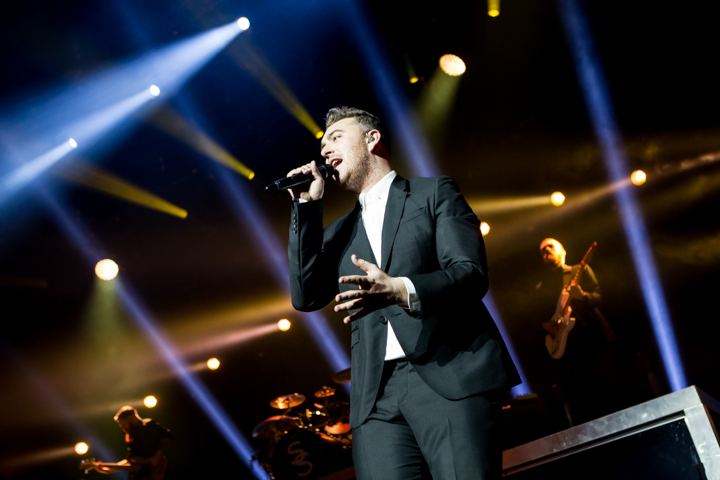 Sam Smith @ Vorst Nationaal, picture 9, photographed by Dorien Goetschalckx - FrontView Magazine