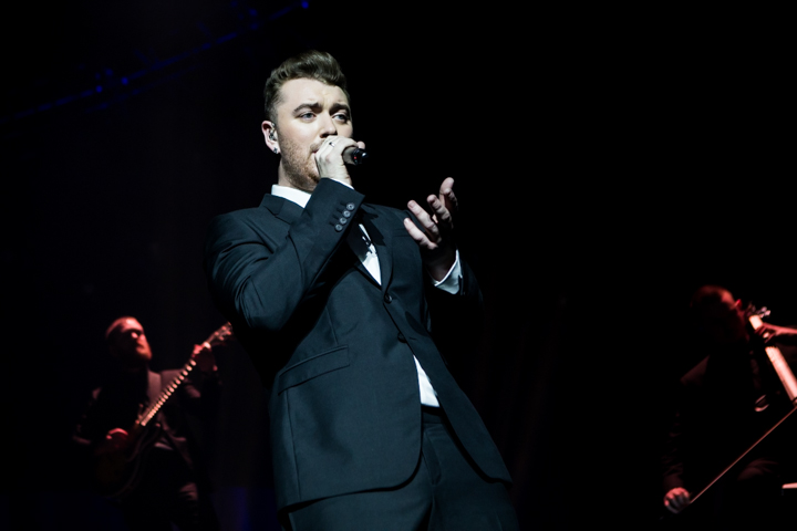 Sam Smith @ Vorst Nationaal, picture 16, photographed by Dorien Goetschalckx - FrontView Magazine