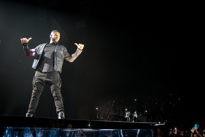 Usher UR Experience Tour, picture 7, photographed by Tom Stessens - FrontView Magazine