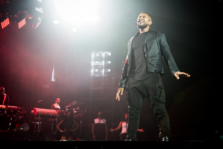 Usher UR Experience Tour, picture 20, photographed by Tom Stessens - FrontView Magazine