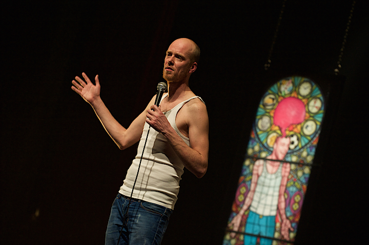 Steven Mahieu Maniak @ CC Merksem, picture 1, photographed by James Van Roosbroeck - FrontView Magazine