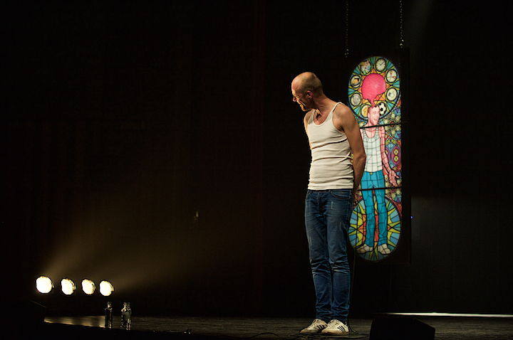 Steven Mahieu Maniak @ CC Merksem, picture 5, photographed by James Van Roosbroeck - FrontView Magazine