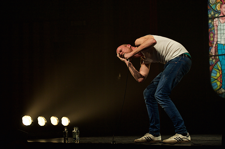 Steven Mahieu Maniak @ CC Merksem, picture 13, photographed by James Van Roosbroeck - FrontView Magazine