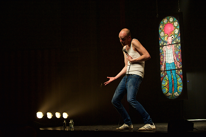 Steven Mahieu Maniak @ CC Merksem, picture 16, photographed by James Van Roosbroeck - FrontView Magazine