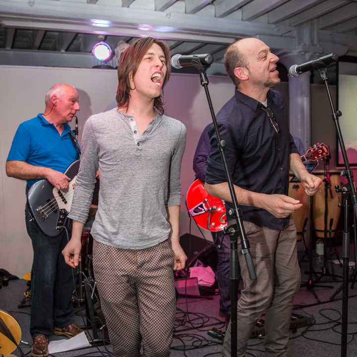 Grand Cru @ Benefiet Feest in Felix Pakhuis, picture 7, photographed by Guy Danneels - FrontView Magazine