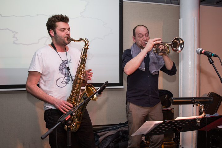 Grand Cru @ Benefiet Feest in Felix Pakhuis, picture 30, photographed by Guy Danneels - FrontView Magazine
