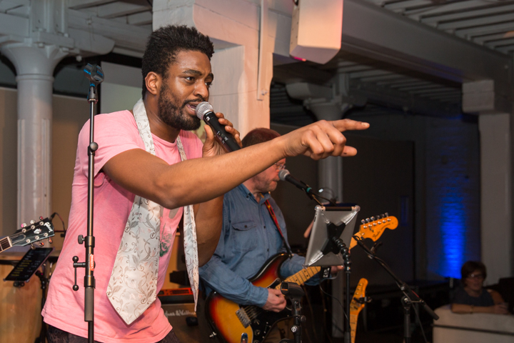 Grand Cru @ Benefiet Feest in Felix Pakhuis, picture 37, photographed by Guy Danneels - FrontView Magazine