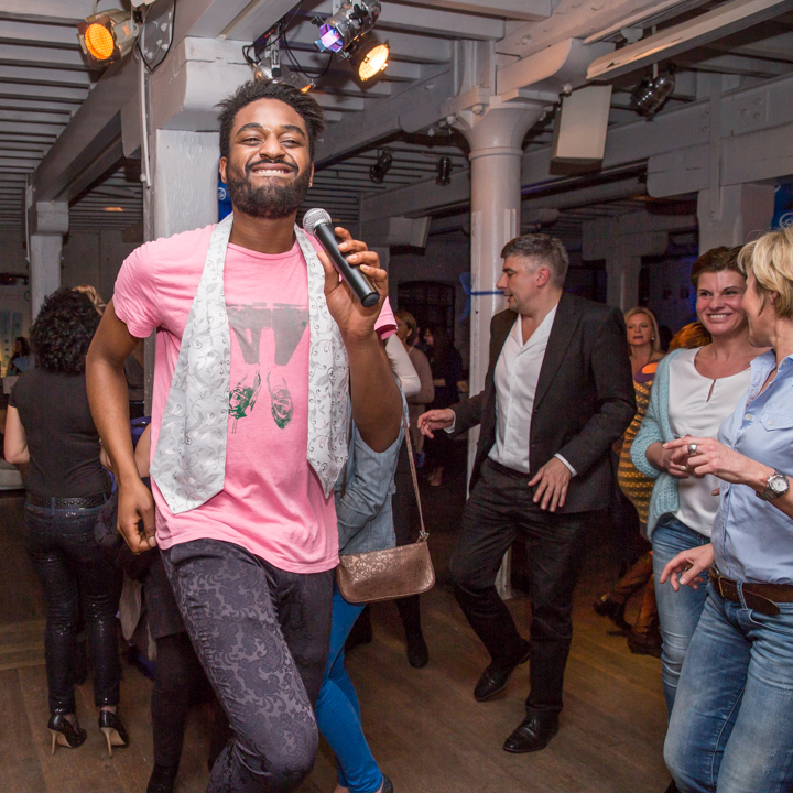 Grand Cru @ Benefiet Feest in Felix Pakhuis, picture 41, photographed by Guy Danneels - FrontView Magazine