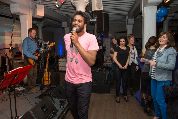 Grand Cru @ Benefiet Feest in Felix Pakhuis, picture 46, photographed by Guy Danneels - FrontView Magazine
