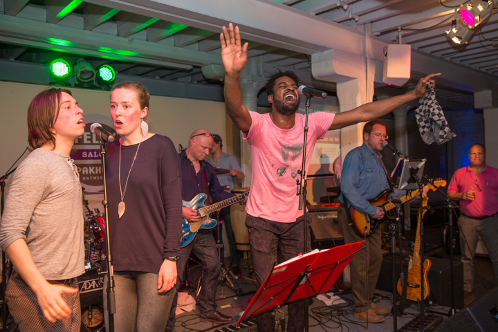 Grand Cru @ Benefiet Feest in Felix Pakhuis, picture 48, photographed by Guy Danneels - FrontView Magazine