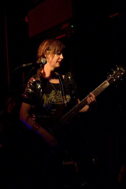 Ex Hex @ TRIX, foto 2, foto's door Bart Baevegems - FrontView Magazine