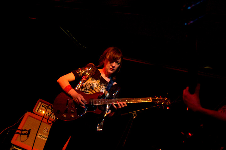 Ex Hex @ TRIX, foto 6, foto's door Bart Baevegems - FrontView Magazine