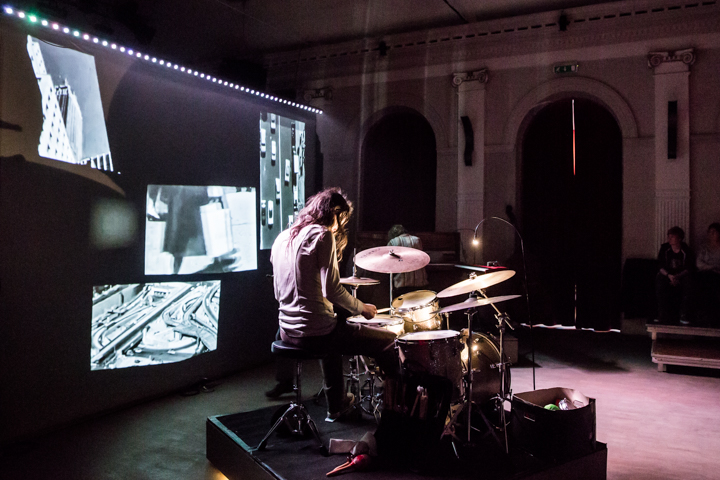 Mile(s)tones @ De Casino St.-Niklaas, picture 4, photographed by Guy Danneels - FrontView Magazine