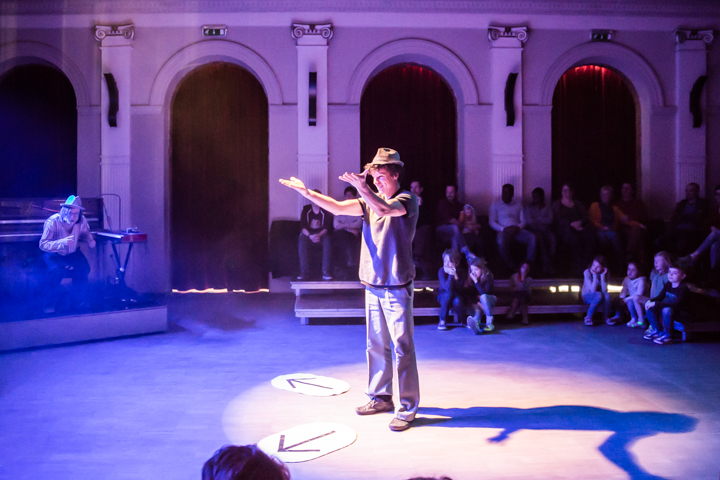 Mile(s)tones @ De Casino St.-Niklaas, picture 11, photographed by Guy Danneels - FrontView Magazine
