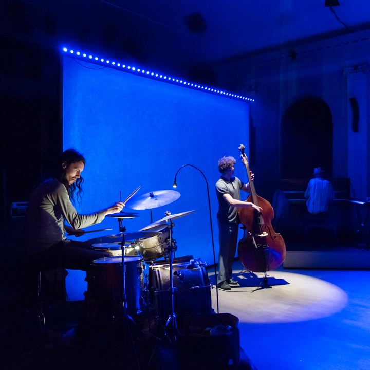 Mile(s)tones @ De Casino St.-Niklaas, picture 19, photographed by Guy Danneels - FrontView Magazine