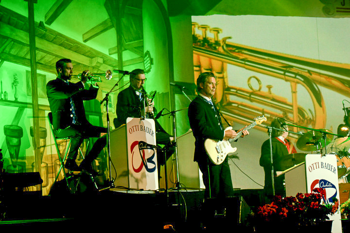 Musikantenstadl @ oktober hallen Wieze, picture 13, photographed by Bart Baevegems - FrontView Magazine
