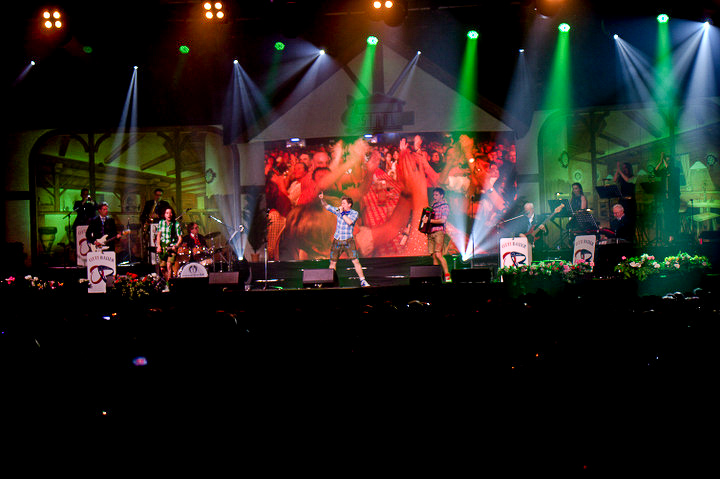 Musikantenstadl @ oktober hallen Wieze, picture 24, photographed by Bart Baevegems - FrontView Magazine