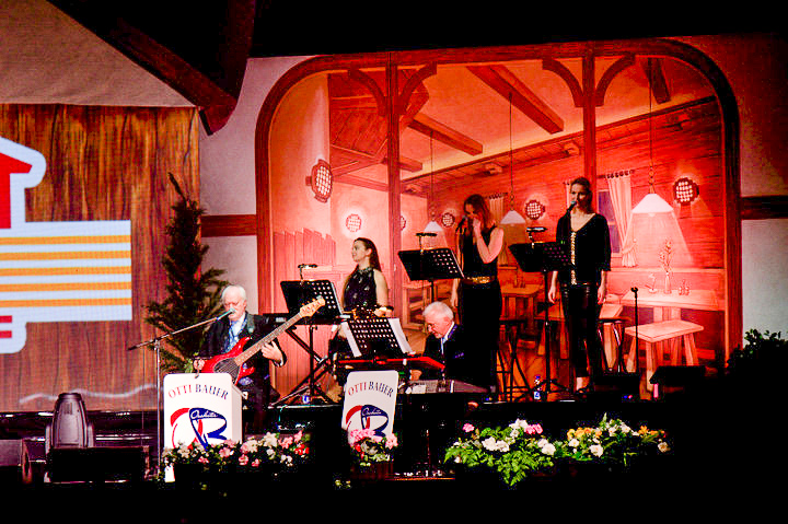 Musikantenstadl @ oktober hallen Wieze, picture 36, photographed by Bart Baevegems - FrontView Magazine