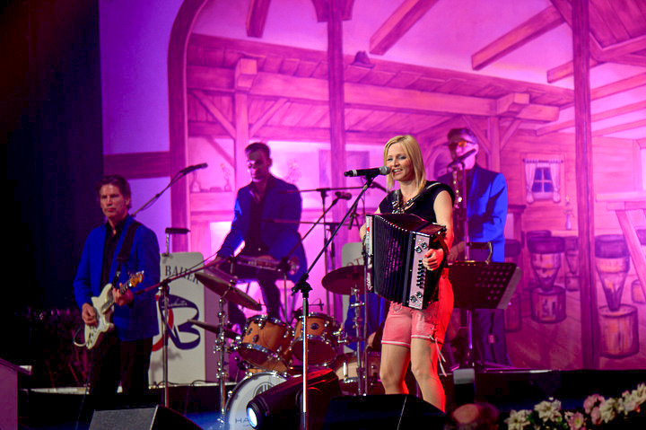 Musikantenstadl @ oktober hallen Wieze, picture 53, photographed by Bart Baevegems - FrontView Magazine