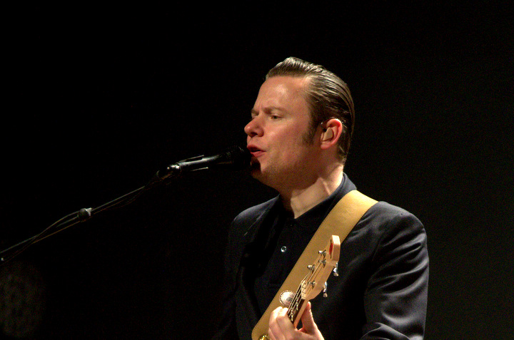 Hooverphonic @ Capitole Gent, picture 16, photographed by Bart Baevegems - FrontView Magazine