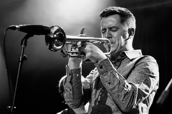 Jean-Paul Estievenart Trio @ De Casino St.-Niklaas, picture 9, photographed by Guy Danneels - FrontView Magazine