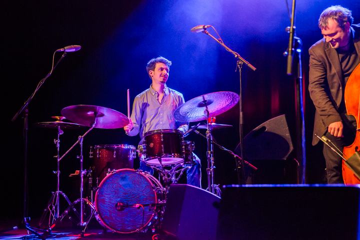 Jean-Paul Estievenart Trio @ De Casino St.-Niklaas, picture 19, photographed by Guy Danneels - FrontView Magazine