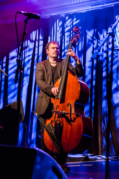 Jean-Paul Estievenart Trio @ De Casino St.-Niklaas, picture 25, photographed by Guy Danneels - FrontView Magazine