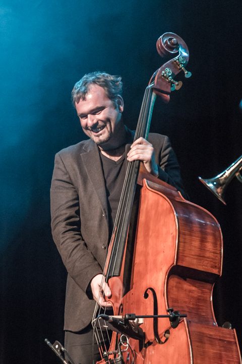 Jean-Paul Estievenart Trio @ De Casino St.-Niklaas, picture 32, photographed by Guy Danneels - FrontView Magazine