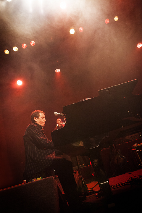Jools Holland and his Rhythm & Blues Orchestra @ Het Depot, picture 14, photographed by Kristof Hayen - FrontView Magazine