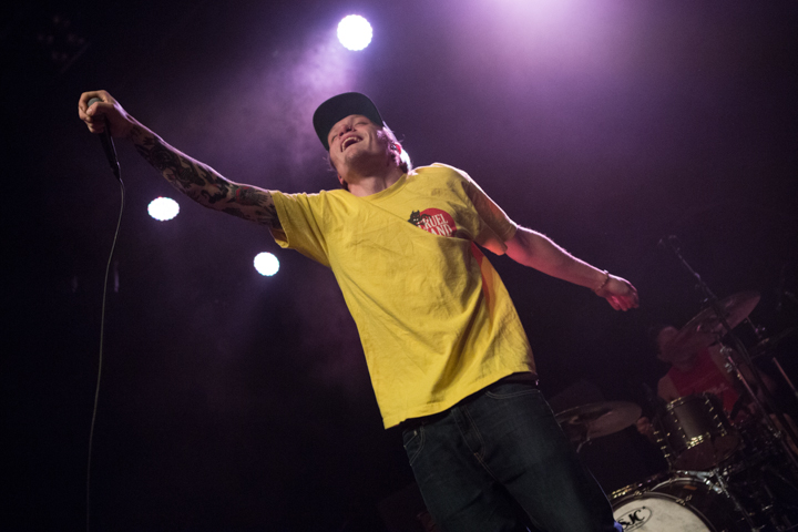 Neck Deep @ Trix, foto 1, foto's door Dorien Goetschalckx - FrontView Magazine