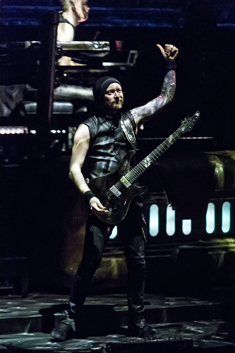 Within Temptation @ Muziekgebouw Frits Philips (Eindhoven), picture 6, photographed by Edwin Houdevelt - FrontView Magazine