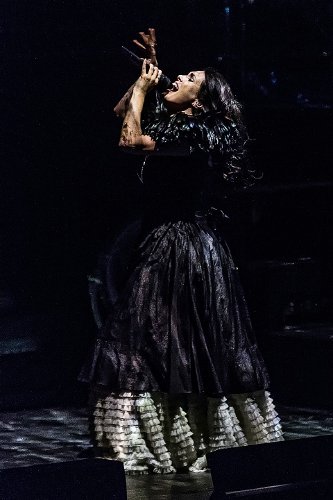 Within Temptation @ Muziekgebouw Frits Philips (Eindhoven), picture 14, photographed by Edwin Houdevelt - FrontView Magazine
