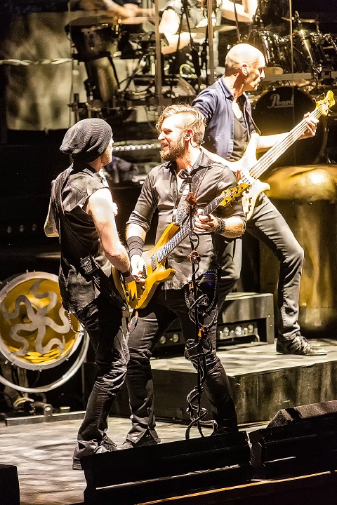 Within Temptation @ Muziekgebouw Frits Philips (Eindhoven), picture 15, photographed by Edwin Houdevelt - FrontView Magazine