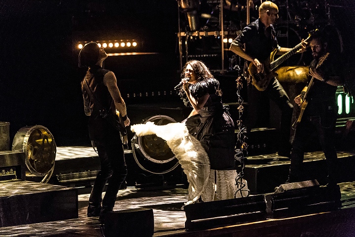 Within Temptation @ Muziekgebouw Frits Philips (Eindhoven), picture 23, photographed by Edwin Houdevelt - FrontView Magazine
