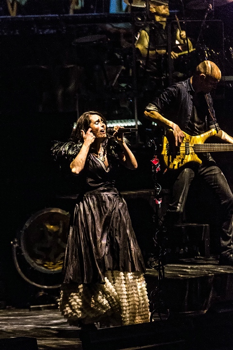 Within Temptation @ Muziekgebouw Frits Philips (Eindhoven), picture 28, photographed by Edwin Houdevelt - FrontView Magazine