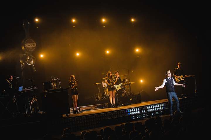 Het Grootste Café @ Lotto Arena, picture 2, photographed by Elke Briers - FrontView Magazine