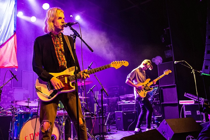Sundara Karma @ Trix, picture 6, photographed by Edwin Houdevelt - FrontView Magazine