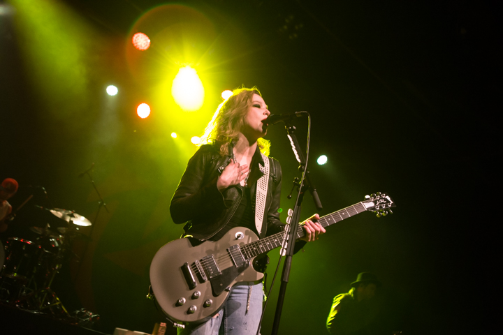 Halestorm @ Trix, foto 1, foto's door Dorien Goetschalckx - FrontView Magazine