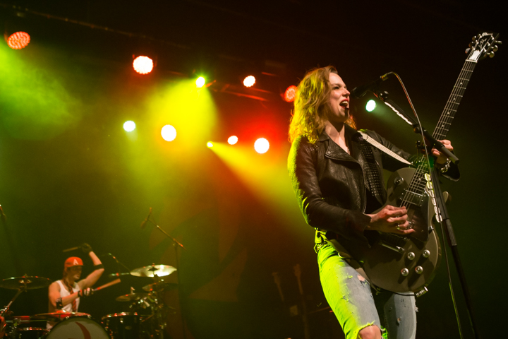 Halestorm @ Trix, foto 5, foto's door Dorien Goetschalckx - FrontView Magazine