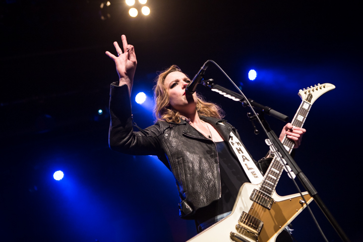 Halestorm @ Trix, foto 14, foto's door Dorien Goetschalckx - FrontView Magazine